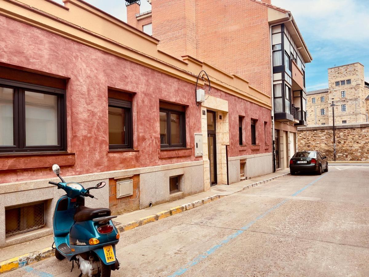 Juego De Canas Astorga Luaran gambar